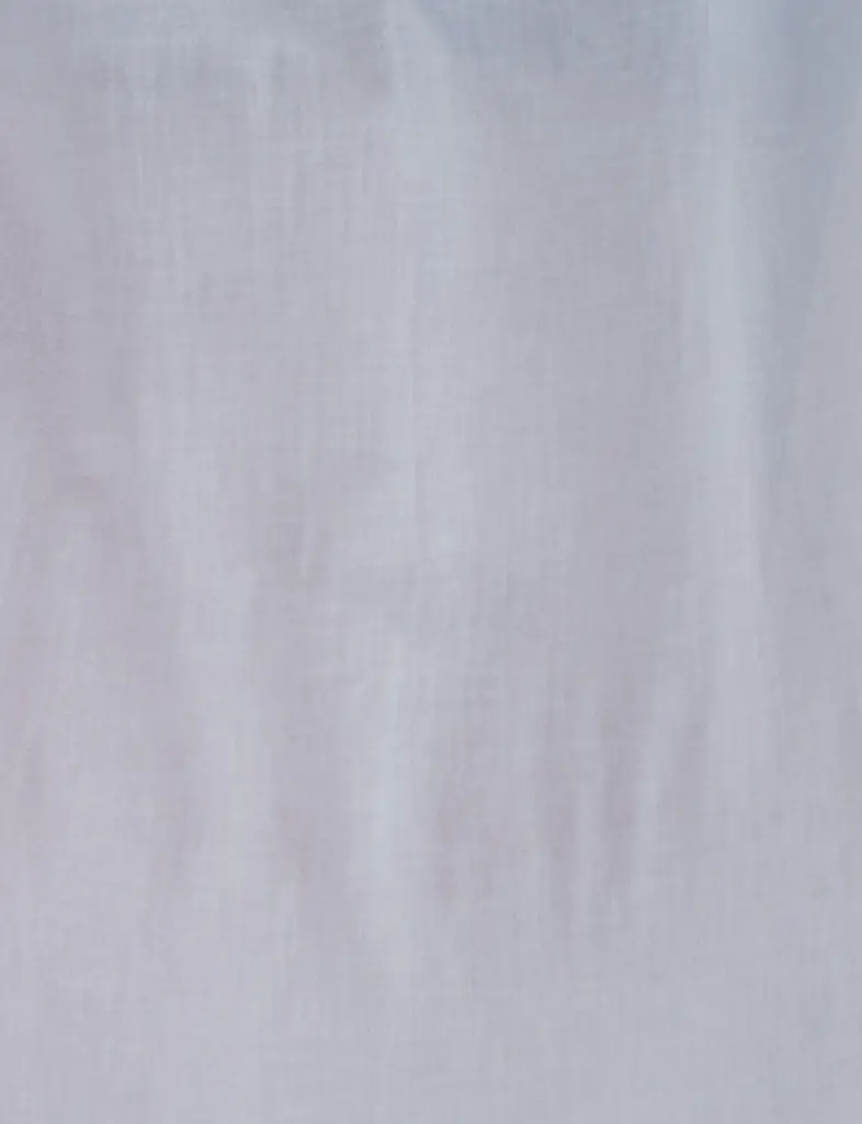 Thai capuche branco.webp